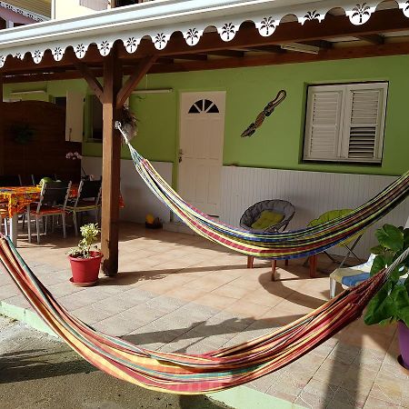 Bel Appartement - Proche Des Plages De Sainte Anne Eksteriør bilde